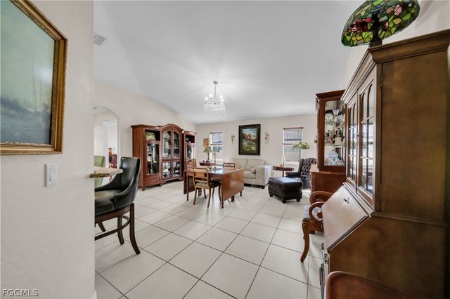 4013 SW 17th AVE, Cape Coral, FL 33914