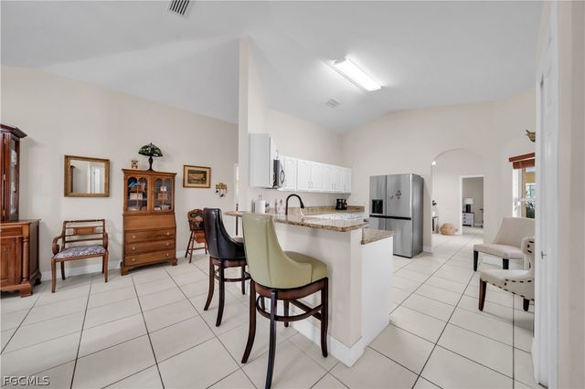 4013 SW 17th AVE, Cape Coral, FL 33914