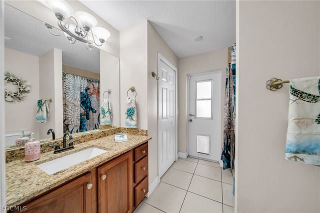 4013 SW 17th AVE, Cape Coral, FL 33914