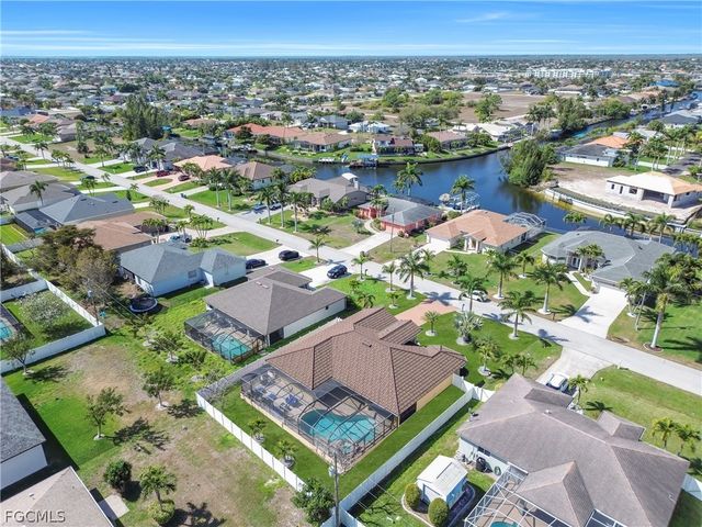 4013 SW 17th AVE, Cape Coral, FL 33914