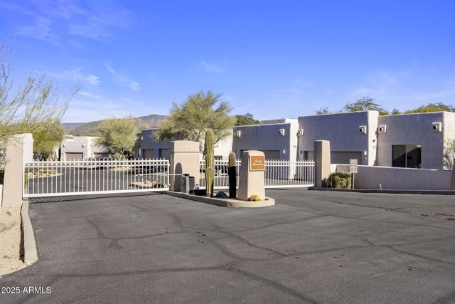 7402 E HUM Road 11, Carefree, AZ 85377