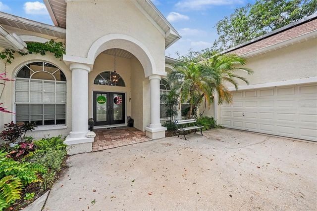 2528 CENTENNIAL FALCON DR, Valrico, FL 33596