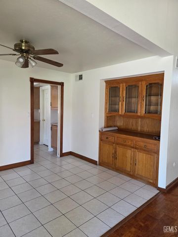 4162 Pinewood Lake Drive, Bakersfield, CA 93309