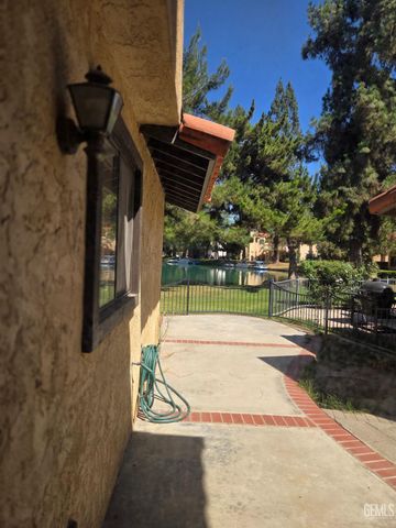 4162 Pinewood Lake Drive, Bakersfield, CA 93309