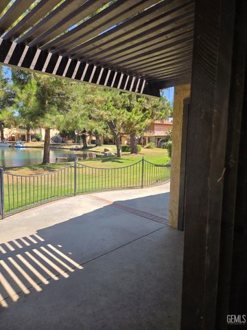 4162 Pinewood Lake Drive, Bakersfield, CA 93309