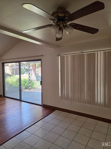4162 Pinewood Lake Drive, Bakersfield, CA 93309