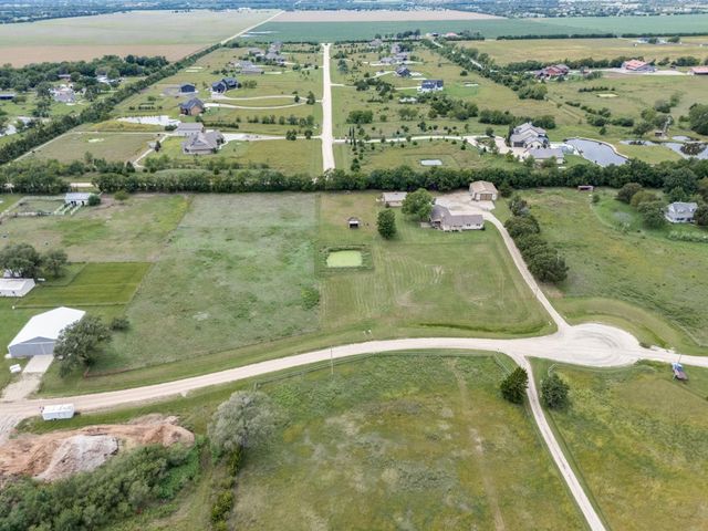 3833 S Dusty Rd, Derby, KS 67037