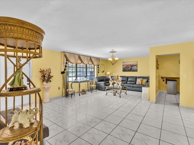 2285 NW 195th Street, Miami Gardens, FL 33056