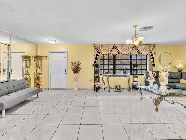 2285 NW 195th Street, Miami Gardens, FL 33056