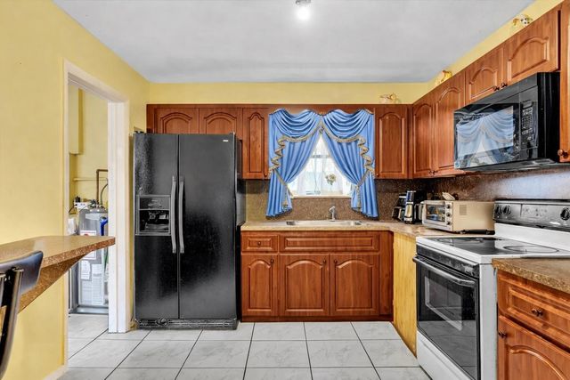 2285 NW 195th Street, Miami Gardens, FL 33056