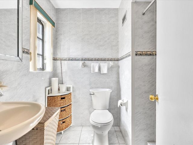 2285 NW 195th Street, Miami Gardens, FL 33056