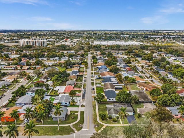 2285 NW 195th Street, Miami Gardens, FL 33056