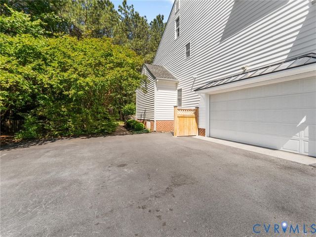 3845 Mill Mount Dr, Powhatan, VA 23139