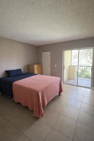 416 Meadows Circle, Boynton Beach, FL 33436