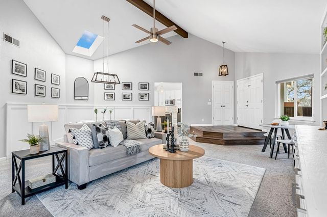 3860 W Beechwood, Fresno, CA 93711