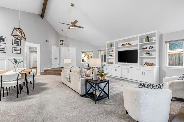 3860 W Beechwood, Fresno, CA 93711