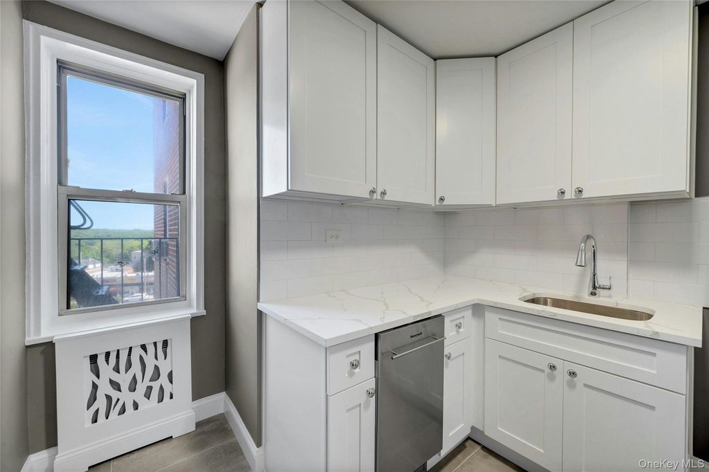 5650 Netherland Avenue 3C, Bronx, NY 10471 — photo 3