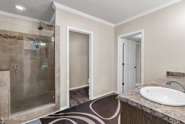 17990 Cuevas Road, Kiln, MS 39556