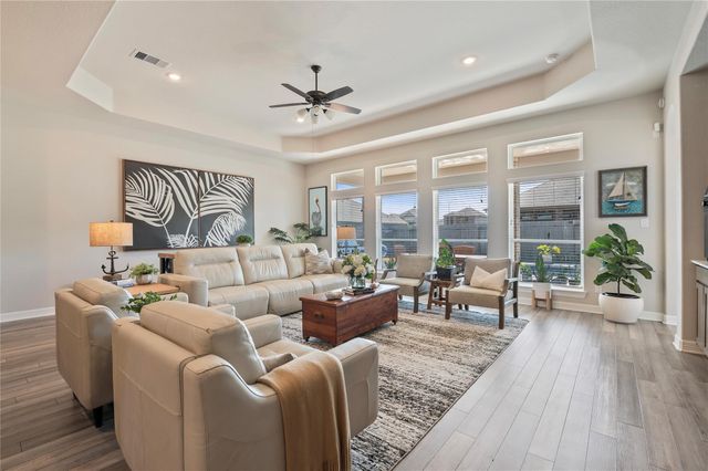 1515 Lake Mija Circle, Seabrook, TX 77586