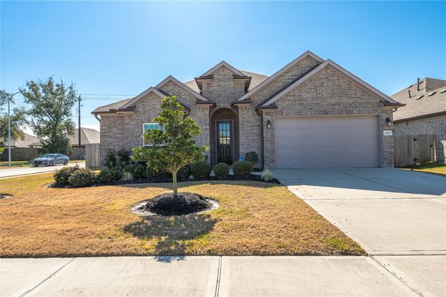 1515 Lake Mija Circle, Seabrook, TX 77586