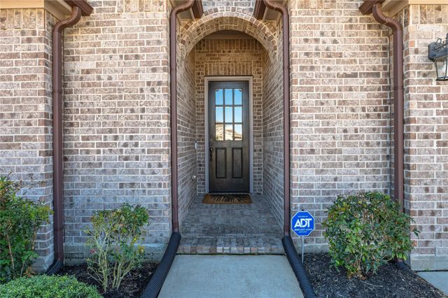 1515 Lake Mija Circle, Seabrook, TX 77586