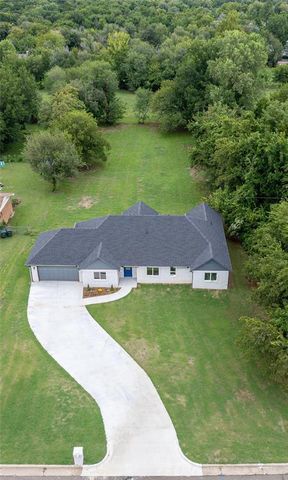 9717 NE 10th Street, Midwest City, OK 73130
