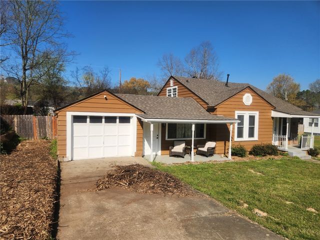 234 S Enid Avenue, Russellville, AR 72801