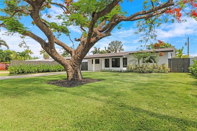 811 NE 17th Ct 0, Fort Lauderdale, FL 33305