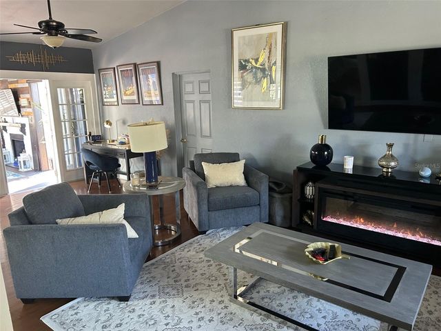 6332 11TH AVENUE S, Gulfport, FL 33707