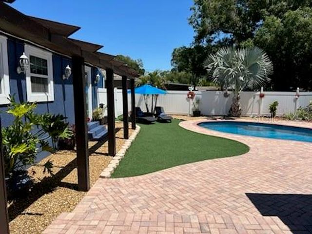 6332 11TH AVENUE S, Gulfport, FL 33707