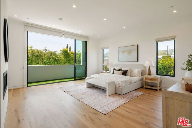 637 N Crescent Heights Boulevard, Los Angeles, CA 90048
