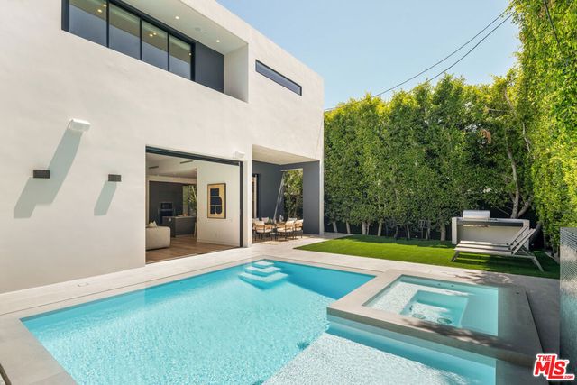 637 N Crescent Heights Boulevard, Los Angeles, CA 90048