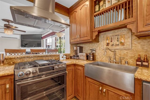 4161 Keever Avenue, Long Beach, CA 90807