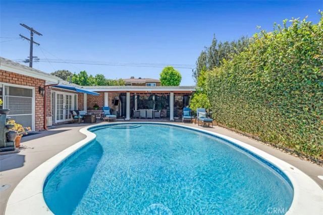 4161 Keever Avenue, Long Beach, CA 90807