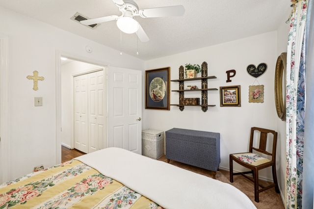 911 Sanders Drive, Duncanville, TX 75137