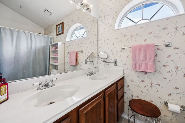 911 Sanders Drive, Duncanville, TX 75137