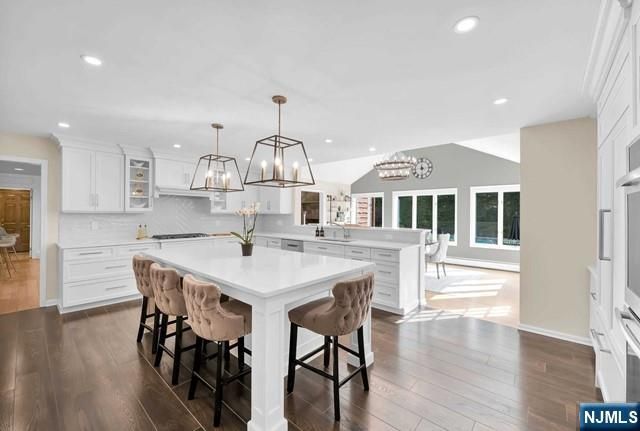 739 Shoshone Trail, Franklin Lakes, NJ 07417