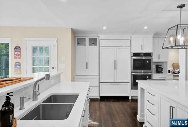 739 Shoshone Trail, Franklin Lakes, NJ 07417