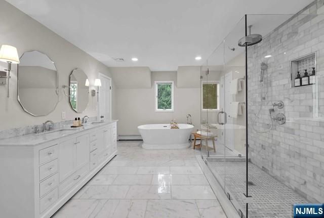 739 Shoshone Trail, Franklin Lakes, NJ 07417