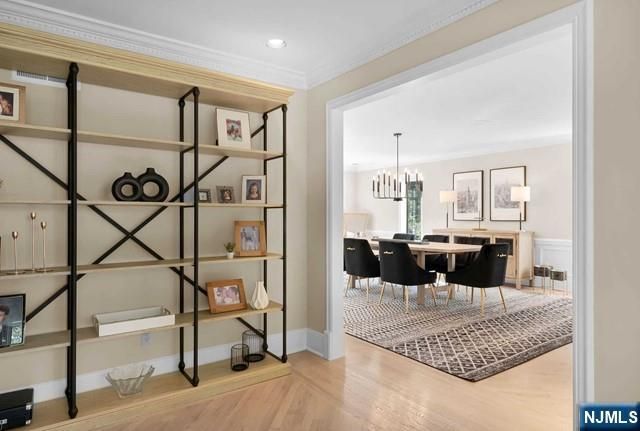 739 Shoshone Trail, Franklin Lakes, NJ 07417