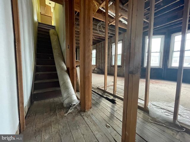 1801 S 57TH ST, Philadelphia, PA 19143