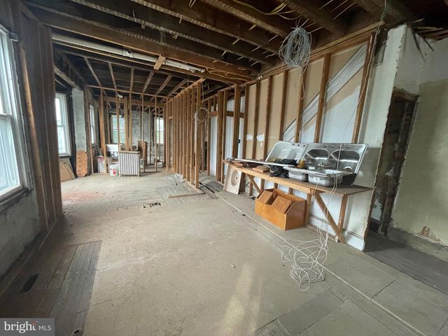 1801 S 57TH ST, Philadelphia, PA 19143