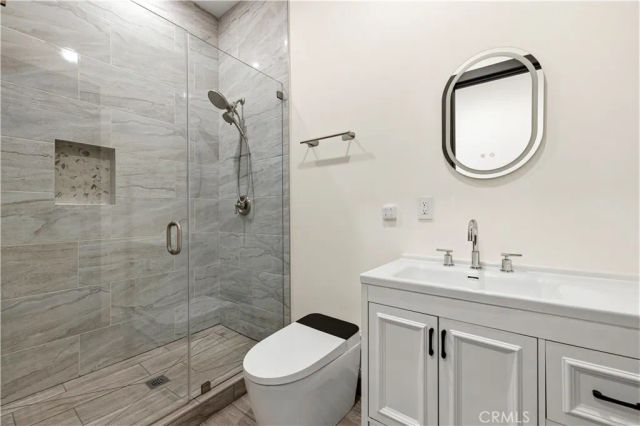 8149 Saint Clair, North Hollywood, CA 91605