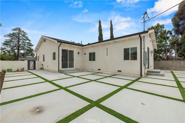 8149 Saint Clair, North Hollywood, CA 91605