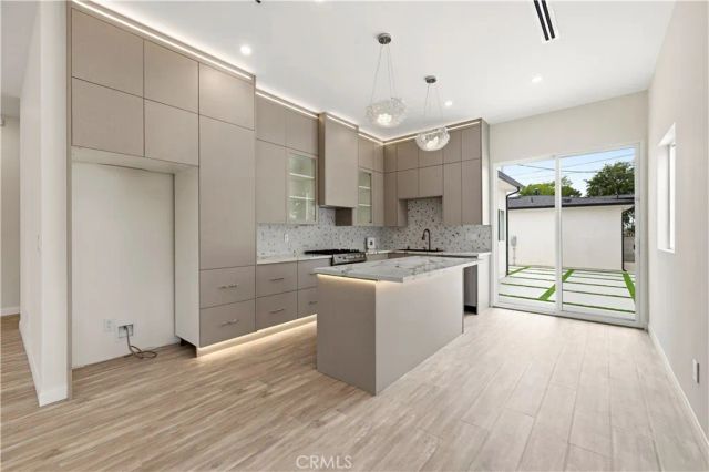 8149 Saint Clair, North Hollywood, CA 91605