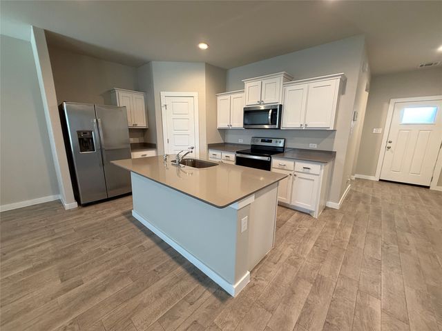 1600 Battery Park Drive, Alvarado, TX 76009