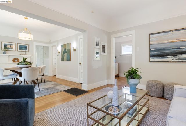 2238 California St, Berkeley, CA 94703