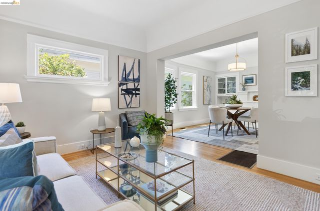2238 California St, Berkeley, CA 94703