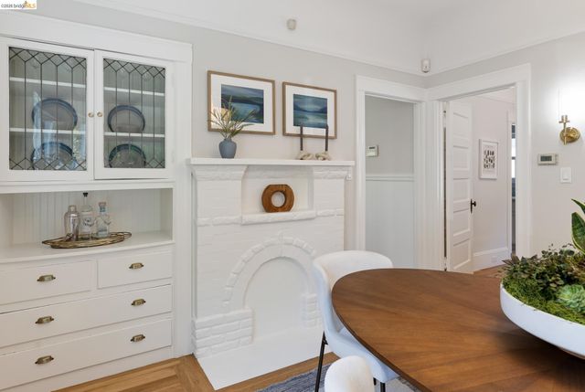 2238 California St, Berkeley, CA 94703