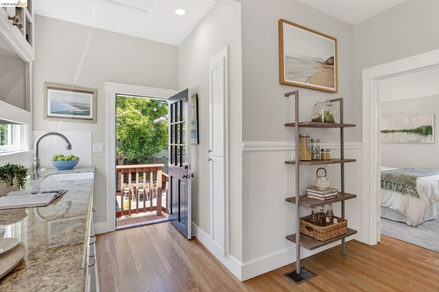 2238 California St, Berkeley, CA 94703